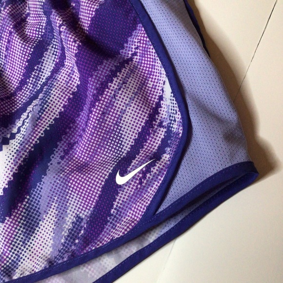 Nike Dri Fit Athletic Shorts With Liner Sz Large - Picture 2 of 6